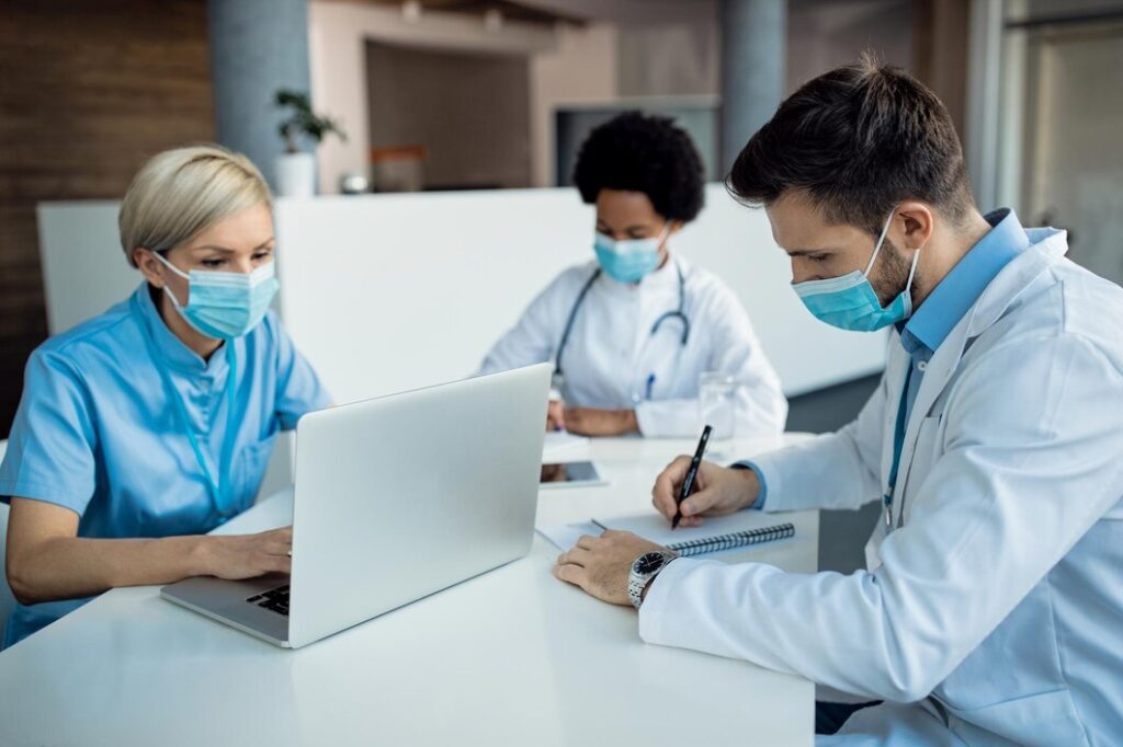 how-to-become-a-hospital-administrator